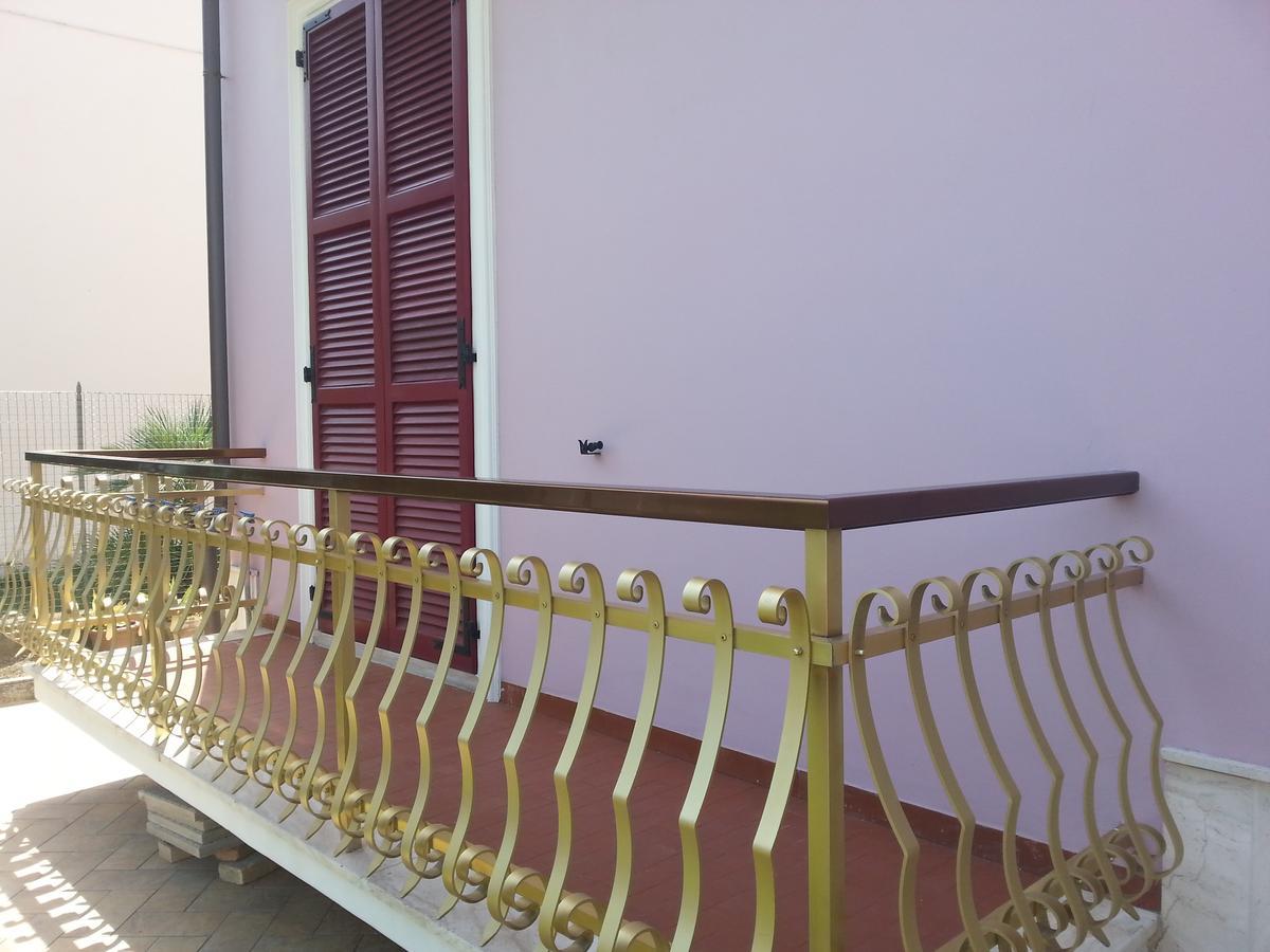 B&B Civico22 Civitanova Marche Eksteriør bilde
